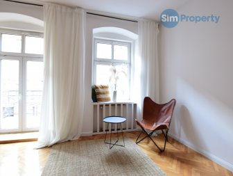 For sale 3-room apartment | balcony | city center.