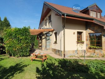 High standard 5 bed house in Černošice on the edge of Prague.