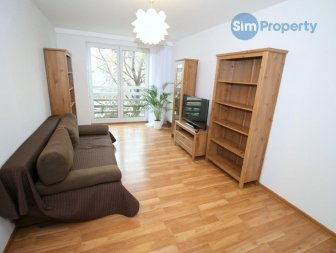 For rent cozy 1-bedroom flat with a balcony on Tęczowa Street.
