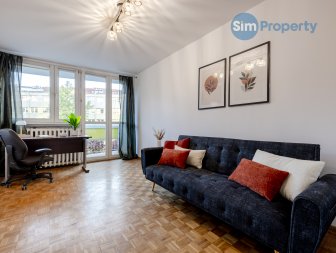 3 separate rooms + kitchen | close to Magnolia shopping center  | available now.