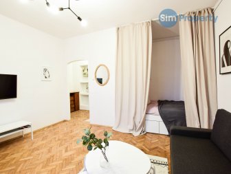 For rent cosy studio apartment close to the Market Square