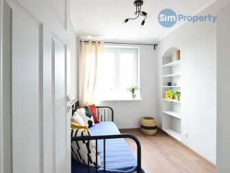 Świętokrzyska Street, 3 rooms, separate kitchen, perfect for students