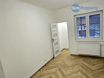 Bright and spacious 3+kk in a newly renovated villa on Pod Kesnerkou street, 64m2 + 15m2 private terrace