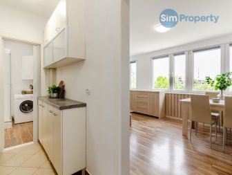 Głogowska Street | available now | studio for rent | around 2800 PLN in total.