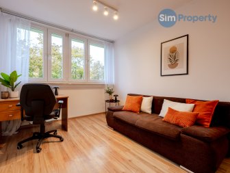 3 separate rooms + kitchen | close to Magnolia shopping center  | available now.