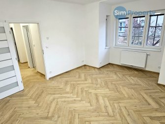 Bright and spacious 3+kk in a newly renovated villa on Pod Kesnerkou street, 64m2 + 15m2 private terrace