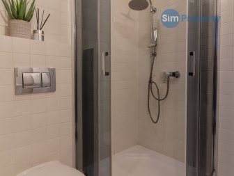 For rent | studio apartment with the entresol | available now.
