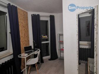 4 single rooms for rent in the city center. Available from 01.10