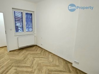 Bright and spacious 3+kk in a newly renovated villa on Pod Kesnerkou street, 64m2 + 15m2 private terrace