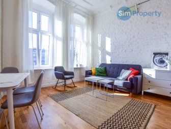 Beautiful apartment with an entresol on Pomorska Street, close to the Market Square