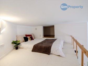For rent | studio apartment with the entresol | available now.