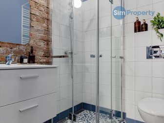 For rent | 1-bedroom apartment + the entresol | available now.