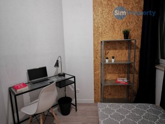 4 single rooms for rent in the city center. Available from 01.10