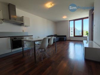 For rent comfortable apartment in Corte Verona building
