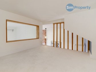 For rent | 1-bedroom apartment + the entresol | available now.