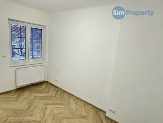 Bright and spacious 3+kk in a newly renovated villa on Pod Kesnerkou street, 64m2 + 15m2 private terrace