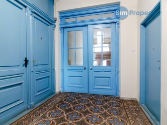 For rent | 1-bedroom apartment + the entresol | available now.