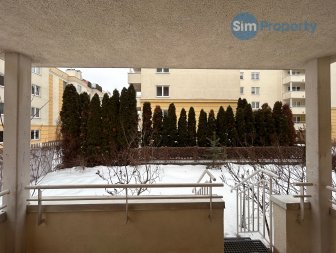 Warsaw - 1 bed apartment with the garden