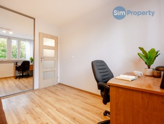 3 separate rooms + kitchen | close to Magnolia shopping center  | available now.