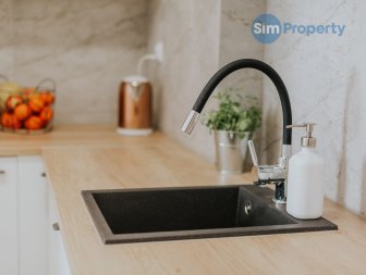 Blisko Rynku i uczelni | osobne WC + łazienka z WC | duże pokoje.