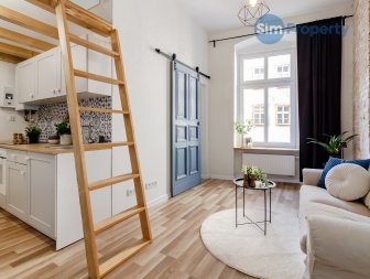 For rent | 1-bedroom apartment + the entresol | available now.