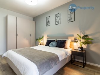 2- bedroom apartment | in the city center | cosy and stylish | available now.