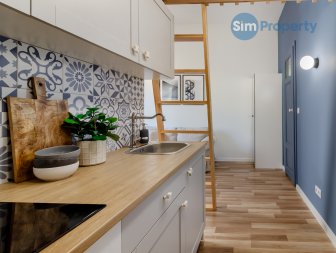 For rent | 1-bedroom apartment + the entresol | available now.