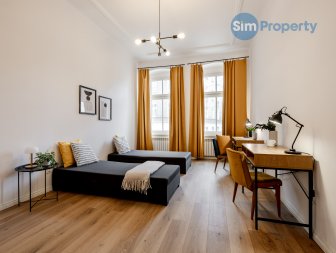 For rent spacious room on Poniatowskiego Street