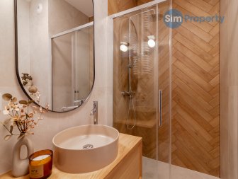 Brand new | 1-bedroom apartment | city center | availabe now.