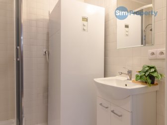 For rent | studio apartment with the entresol | available now.