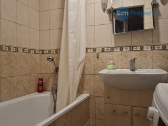 Armii Krajowej | well-kept rooms | close to the EU | bathroom, separate toilet | balcony.