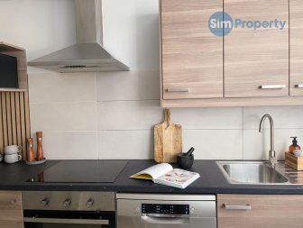 2 rooms | separate kitchen | city center | available now|