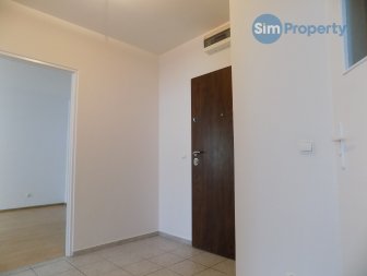 For rent 1-bedroom apartment with balcony!