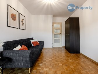 3 separate rooms + kitchen | close to Magnolia shopping center  | available now.