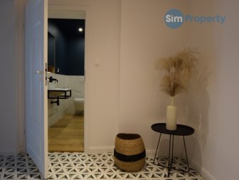 For sale 3-room apartment | balcony | city center.
