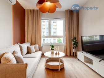 Brand new | 1-bedroom apartment | city center | availabe now.