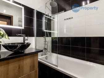 For rent cosy 3-room apartment in the new building Dorzecze Legnickiej next to Magnolia shopping center.