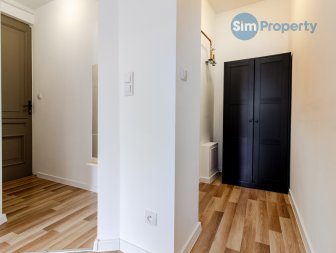 For rent | studio apartment with the entresol | available now.