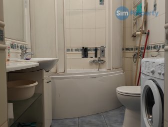 Litewska Street | room with balcony for rent | available now.