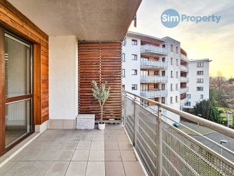 Modern 2 bed apartment in Warsaw