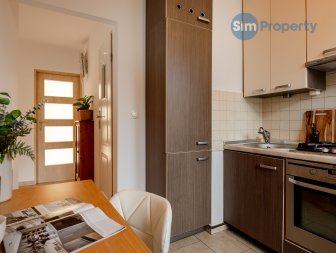 3 separate rooms + kitchen | close to Magnolia shopping center  | available now.