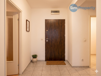 For rent 1-bedroom apartment with balcony!
