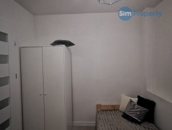 4 single rooms for rent in the city center. Available from 01.10