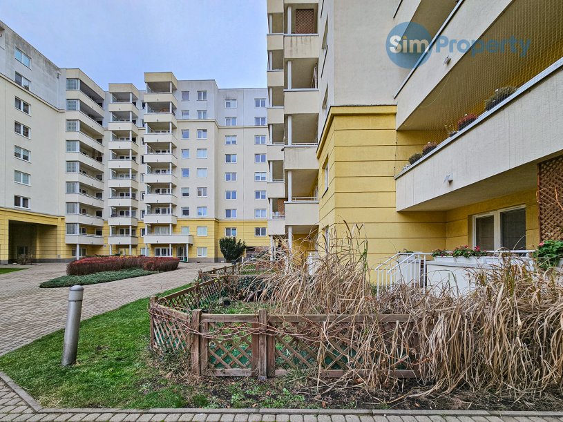 Furnished 3-bed apartament in Warsaw