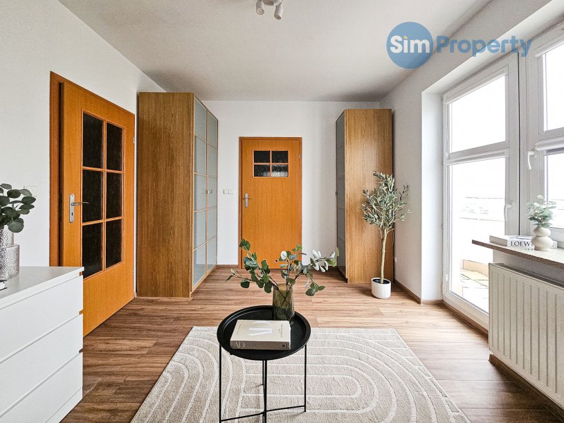 Furnished 3-bed apartament in Warsaw