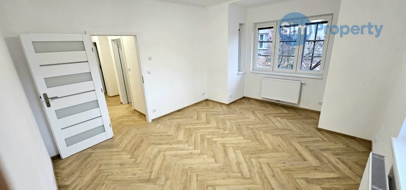 Bright and spacious 3+kk in a newly renovated villa on Pod Kesnerkou street, 64m2 + 15m2 private terrace