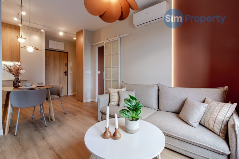 Brand new | 1-bedroom apartment | city center | availabe now.