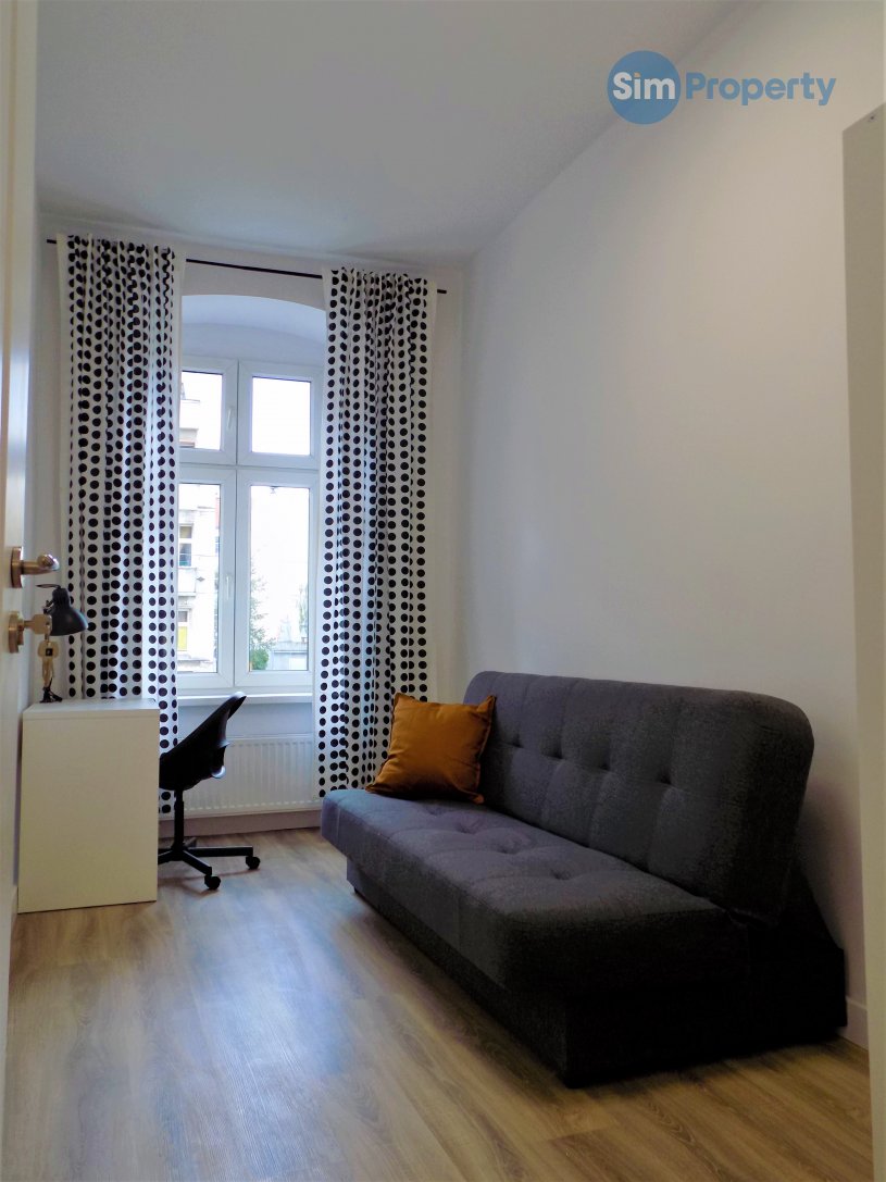 Dubois Street | cosy room close to the Market Square | available February