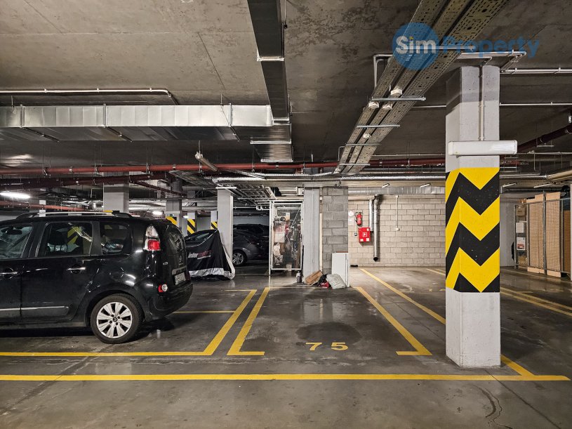 Furnished 3-bed apartament in Warsaw