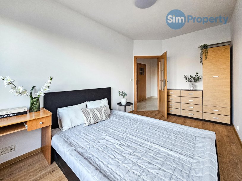 Modern 2 bed apartment in Warsaw